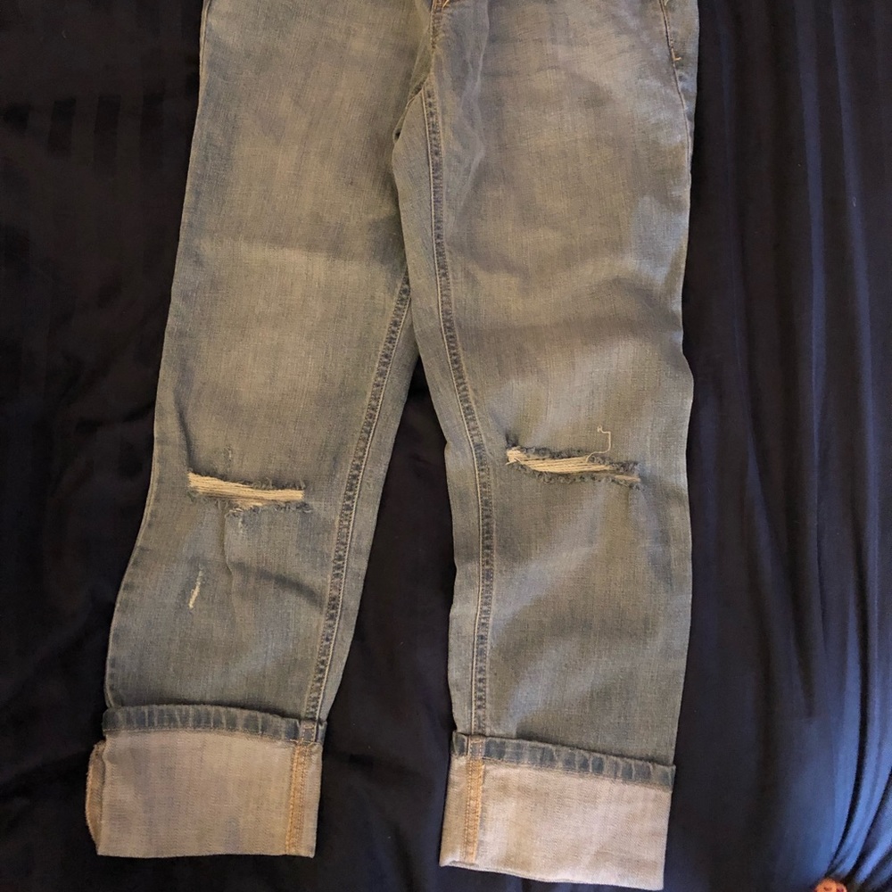 NWT Cropped Maternity Jeans